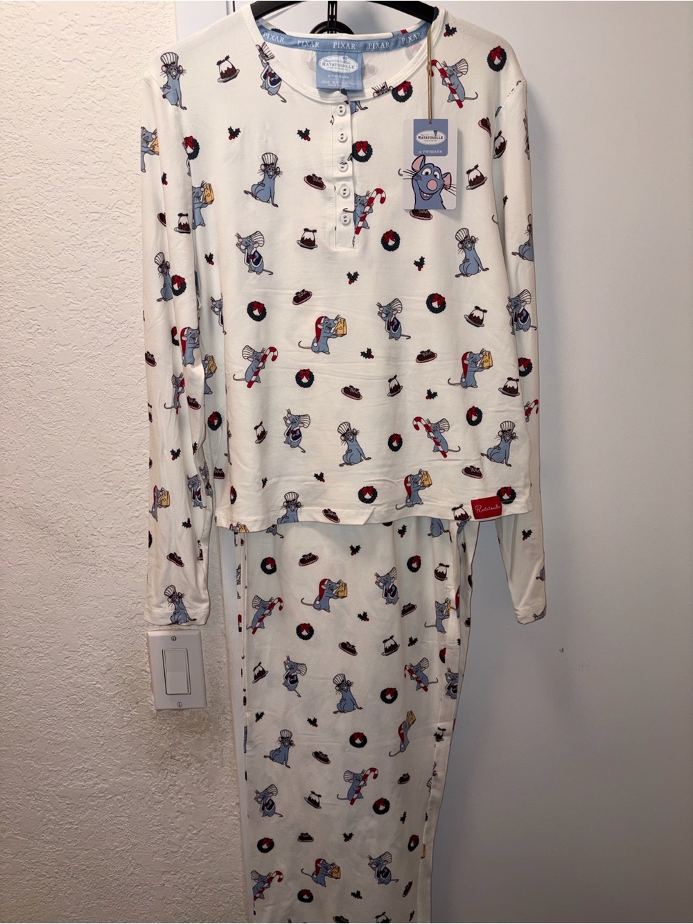 Disney Pixar Ratatouille Remy Christmas Henley Pajamas Set Size L. *Primark* New